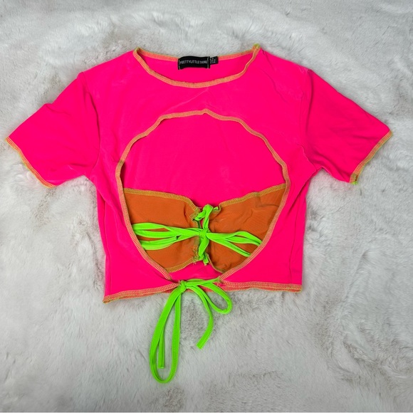 Pretty Little Thing Shape Pink Cut Out Crop Top - Picture 7 of 12